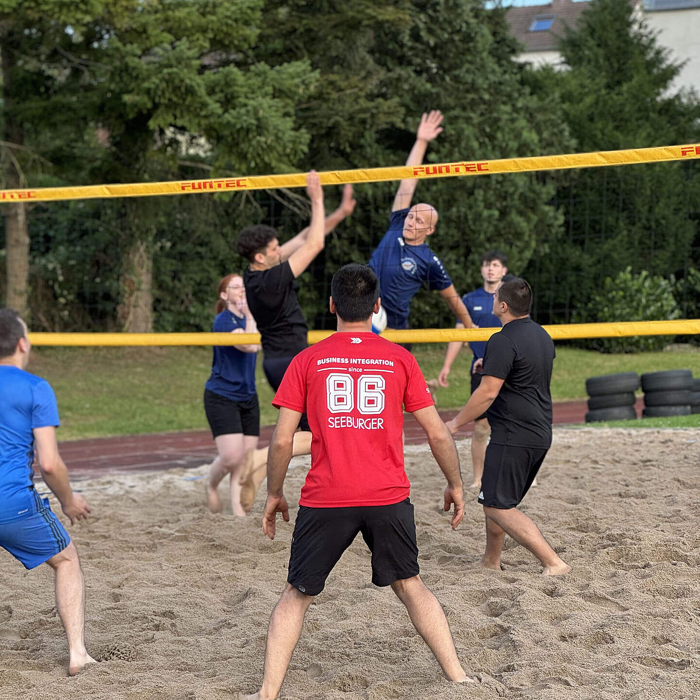 SEEBURGER Beach Volleyball Team